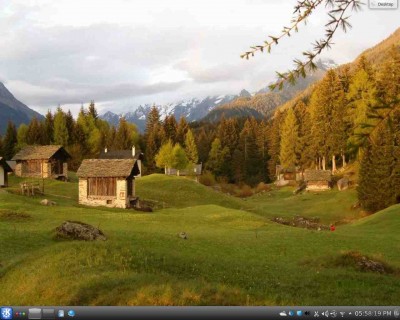 KDE Desktop on 3.4.jpg